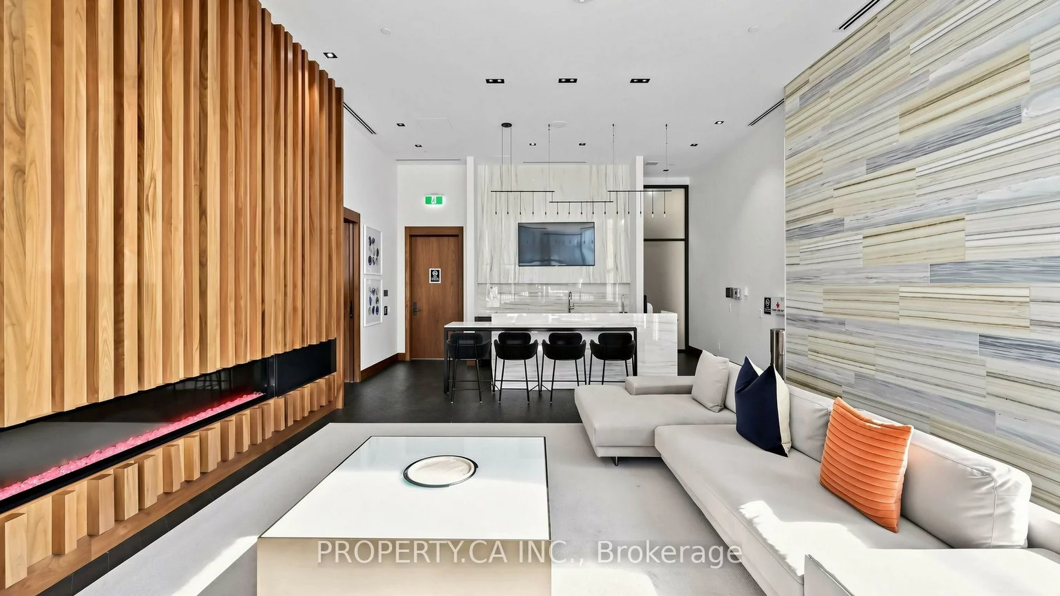 7895, Jane, Concord, Vaughan