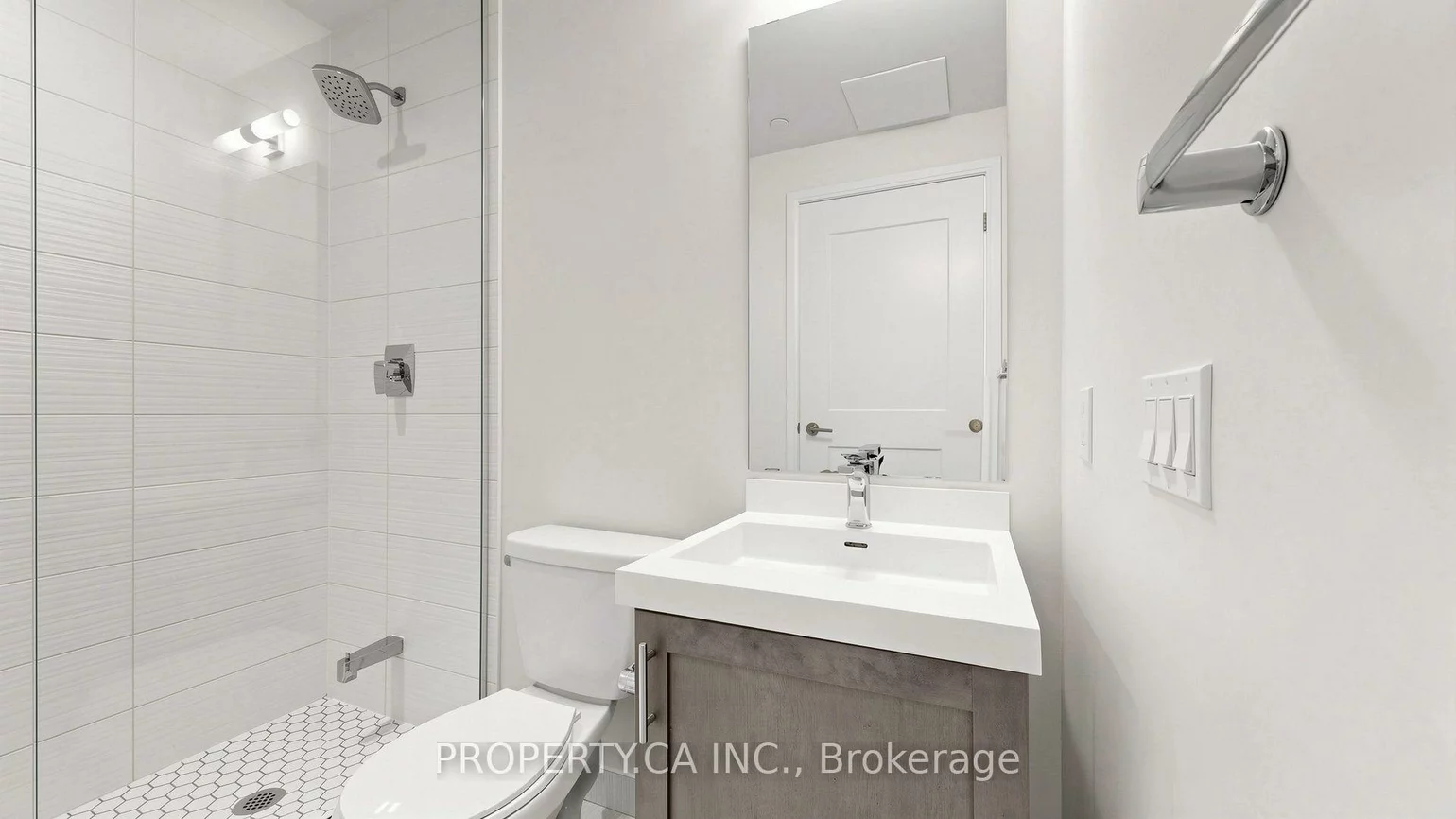 7895, Jane, Concord, Vaughan