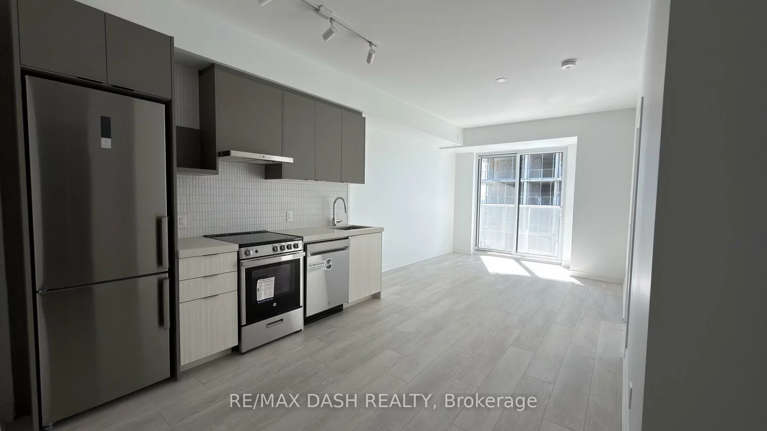 6, Flavelle, Steeles West Industrial, Vaughan