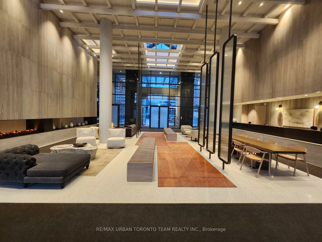 225, Commerce, Vaughan Corporate Centre, Vaughan