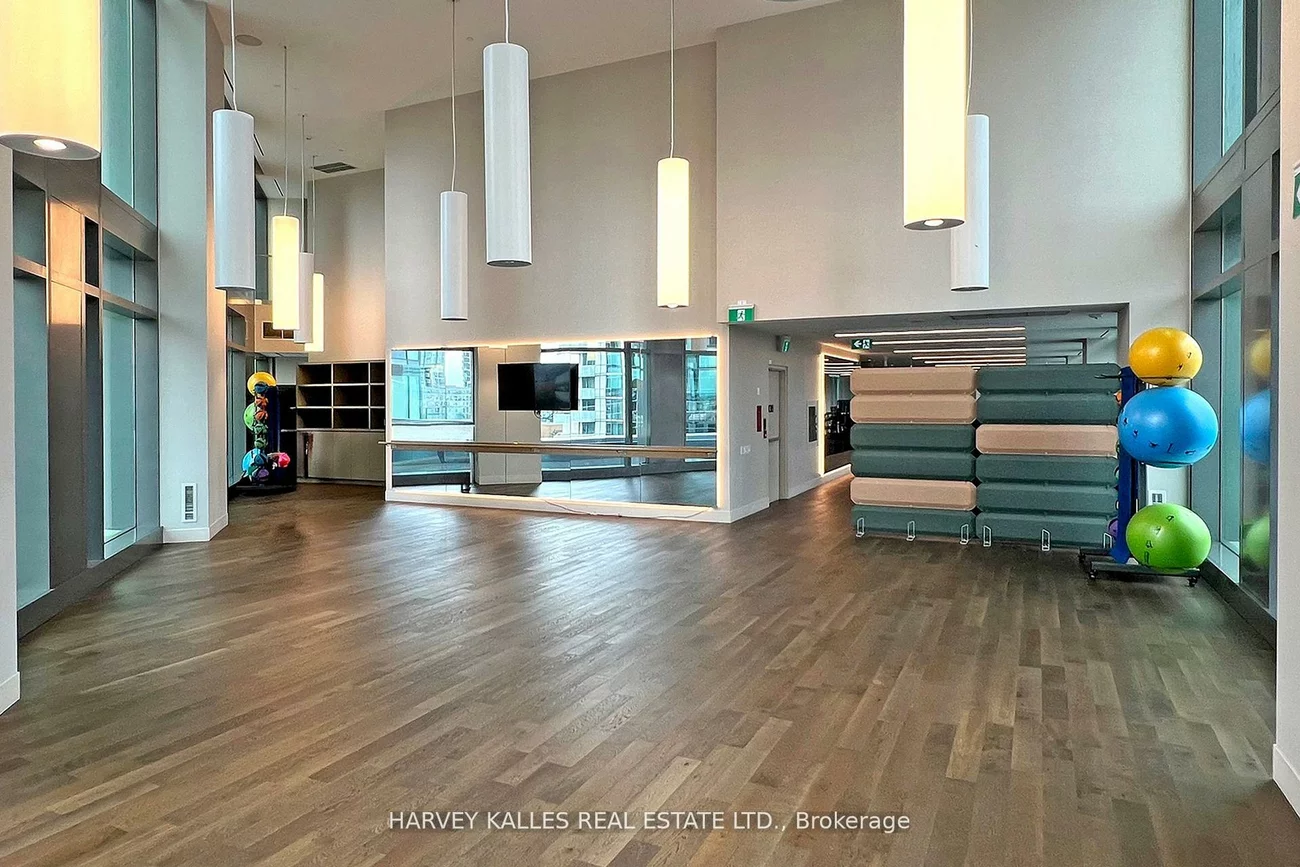 7890, Jane, Vaughan Corporate Centre, Vaughan