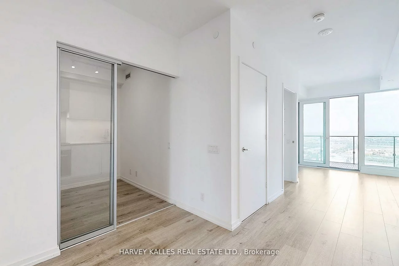 7890, Jane, Vaughan Corporate Centre, Vaughan