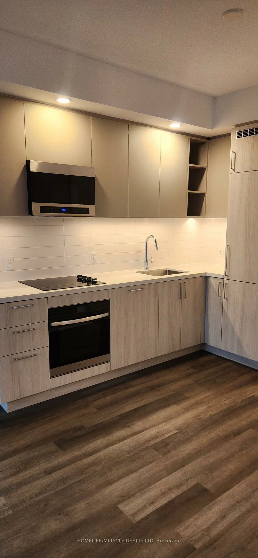 21, Meadowdale, Concord, Vaughan