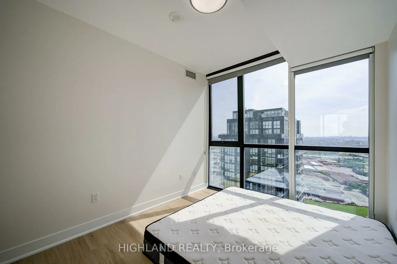 2916, Highway 7, Concord, Vaughan