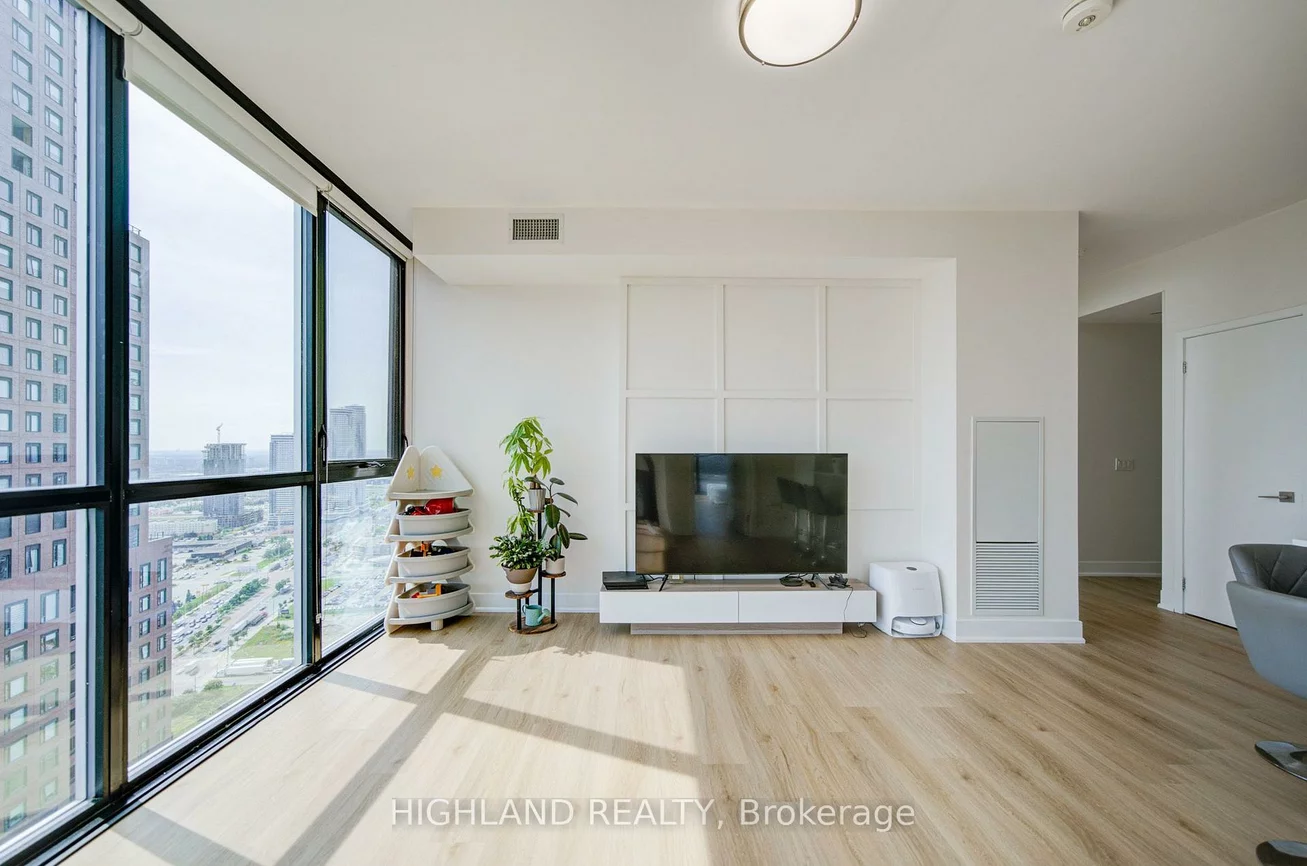 2916, Highway 7, Concord, Vaughan
