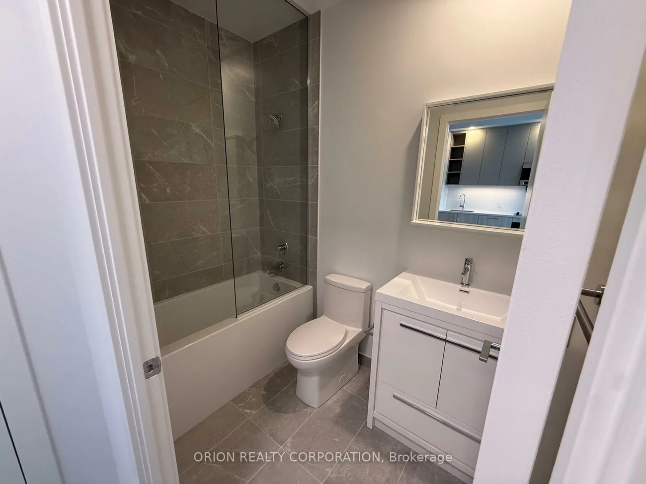 21, Meadowdale, Vaughan Corporate Centre, Vaughan