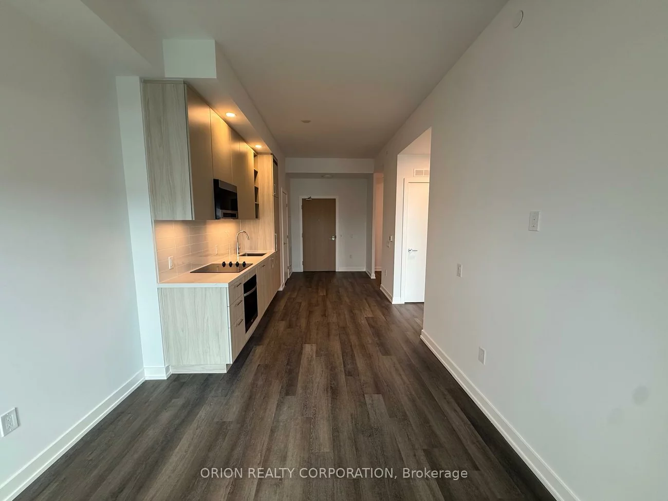 21, Meadowdale, Vaughan Corporate Centre, Vaughan