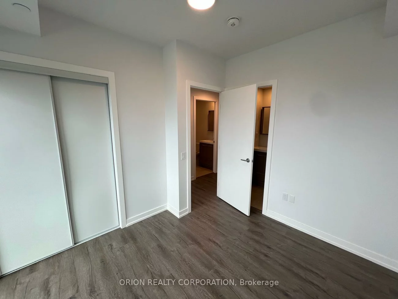 21, Meadowdale, Vaughan Corporate Centre, Vaughan