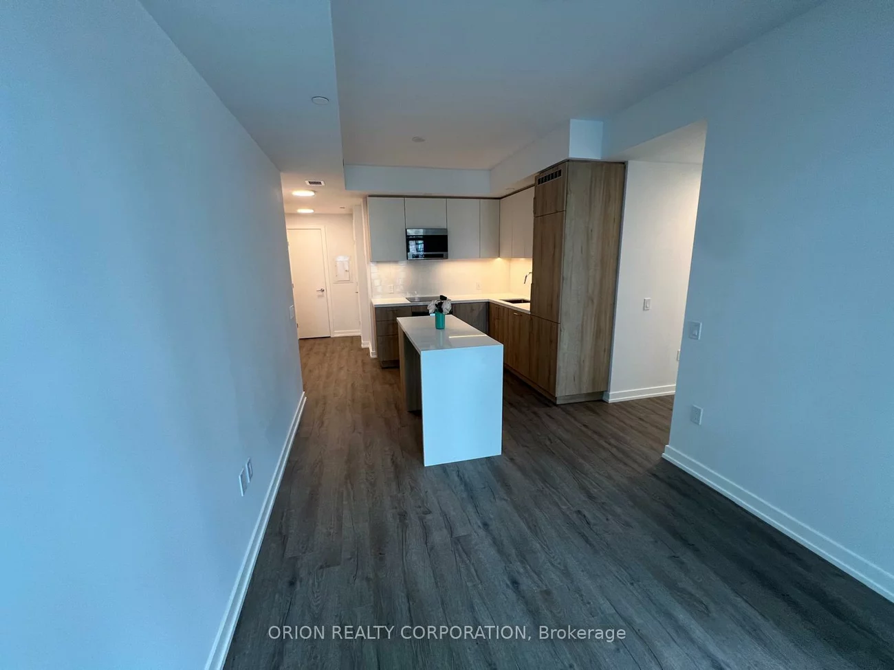 21, Meadowdale, Vaughan Corporate Centre, Vaughan