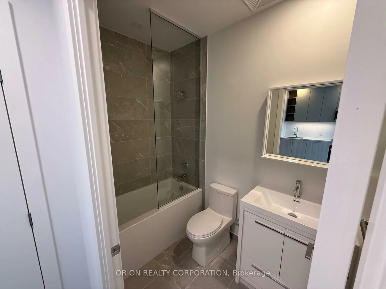 21, Meadowdale, Vaughan Corporate Centre, Vaughan
