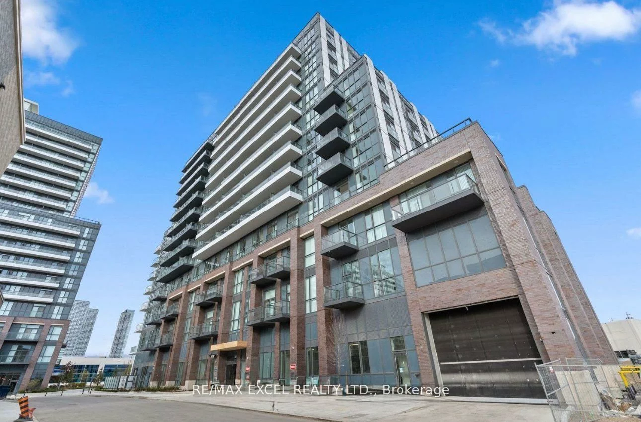 60, Honeycrisp, Vaughan Corporate Centre, Vaughan