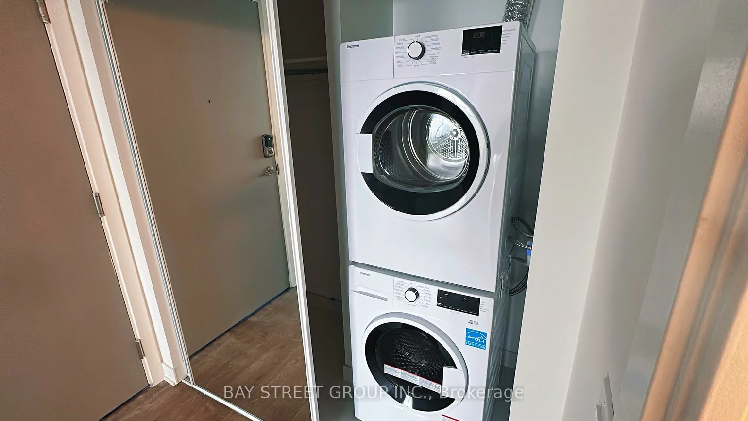 50, Upper Mall, Brownridge, Vaughan