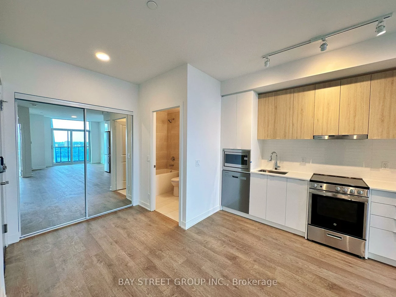 50, Upper Mall, Brownridge, Vaughan