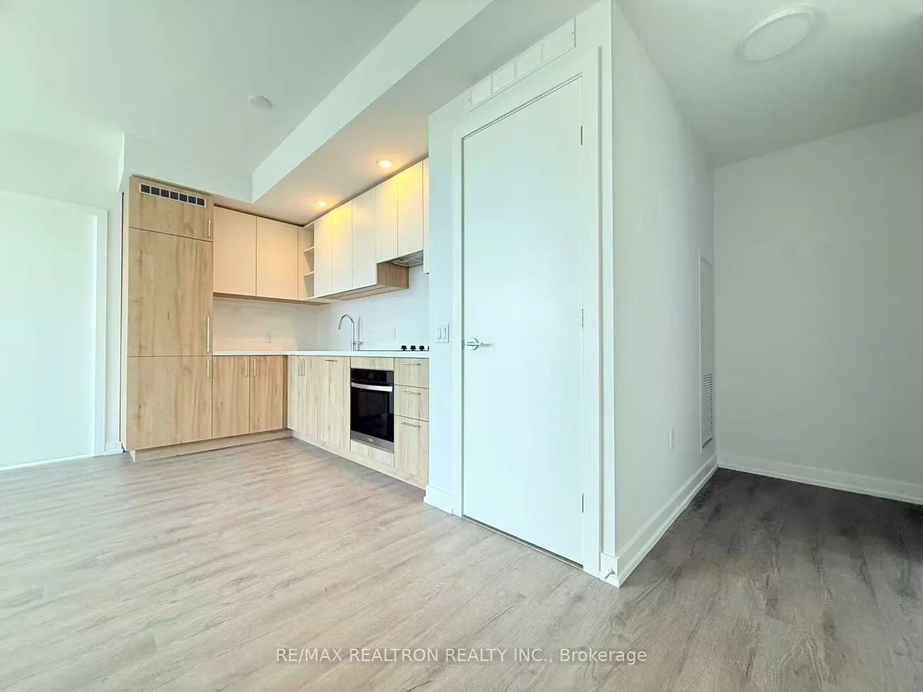 21, Meadowdale, Vaughan Corporate Centre, Vaughan