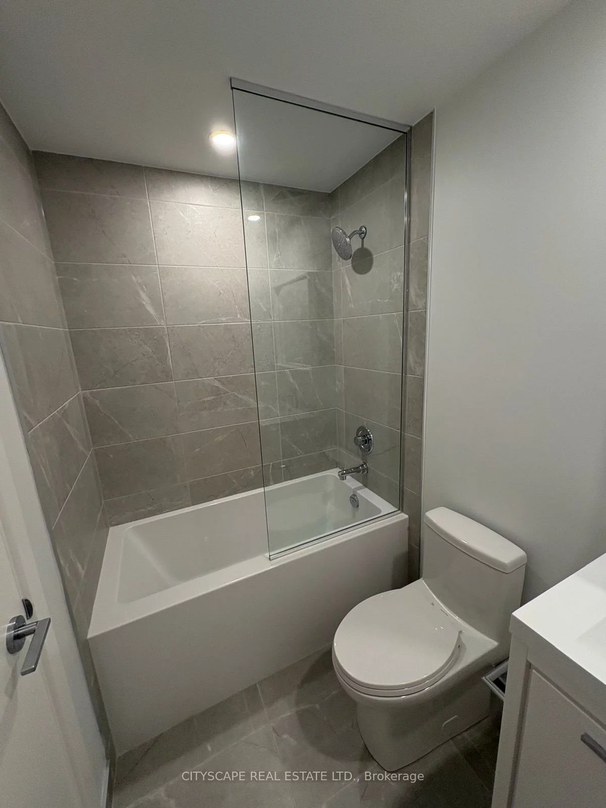 21, Meadowdale, Vaughan Corporate Centre, Vaughan