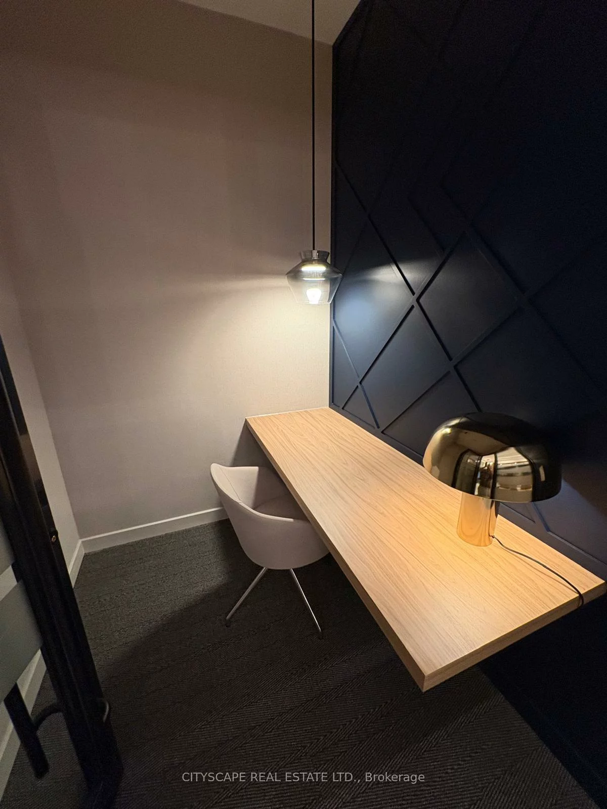 21, Meadowdale, Vaughan Corporate Centre, Vaughan