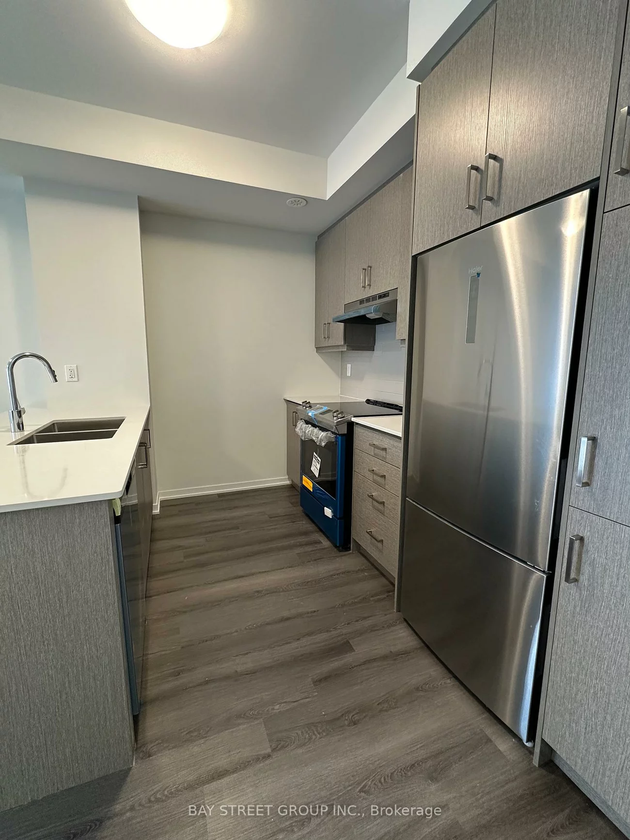 151, Honey Crisp, Vaughan Corporate Centre, Vaughan
