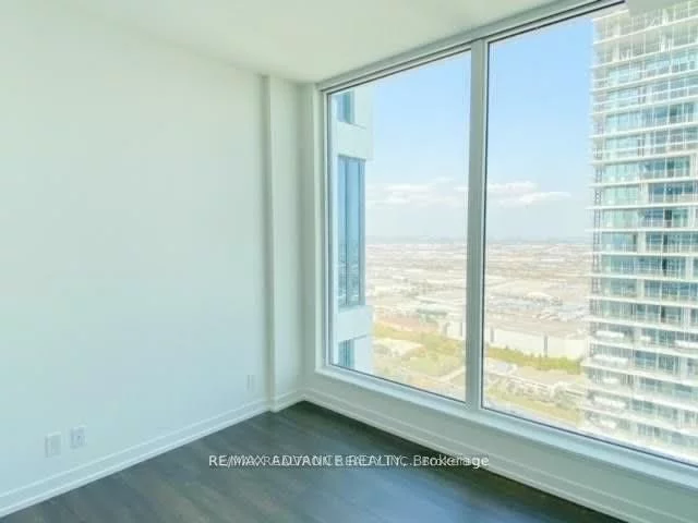 898, Portage, Vaughan Corporate Centre, Vaughan
