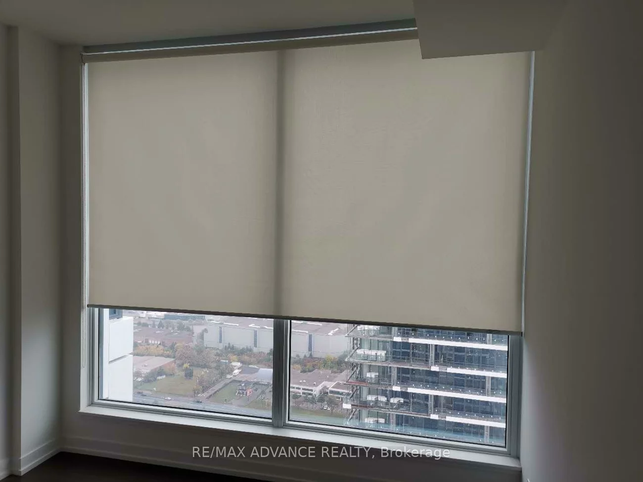 898, Portage, Vaughan Corporate Centre, Vaughan