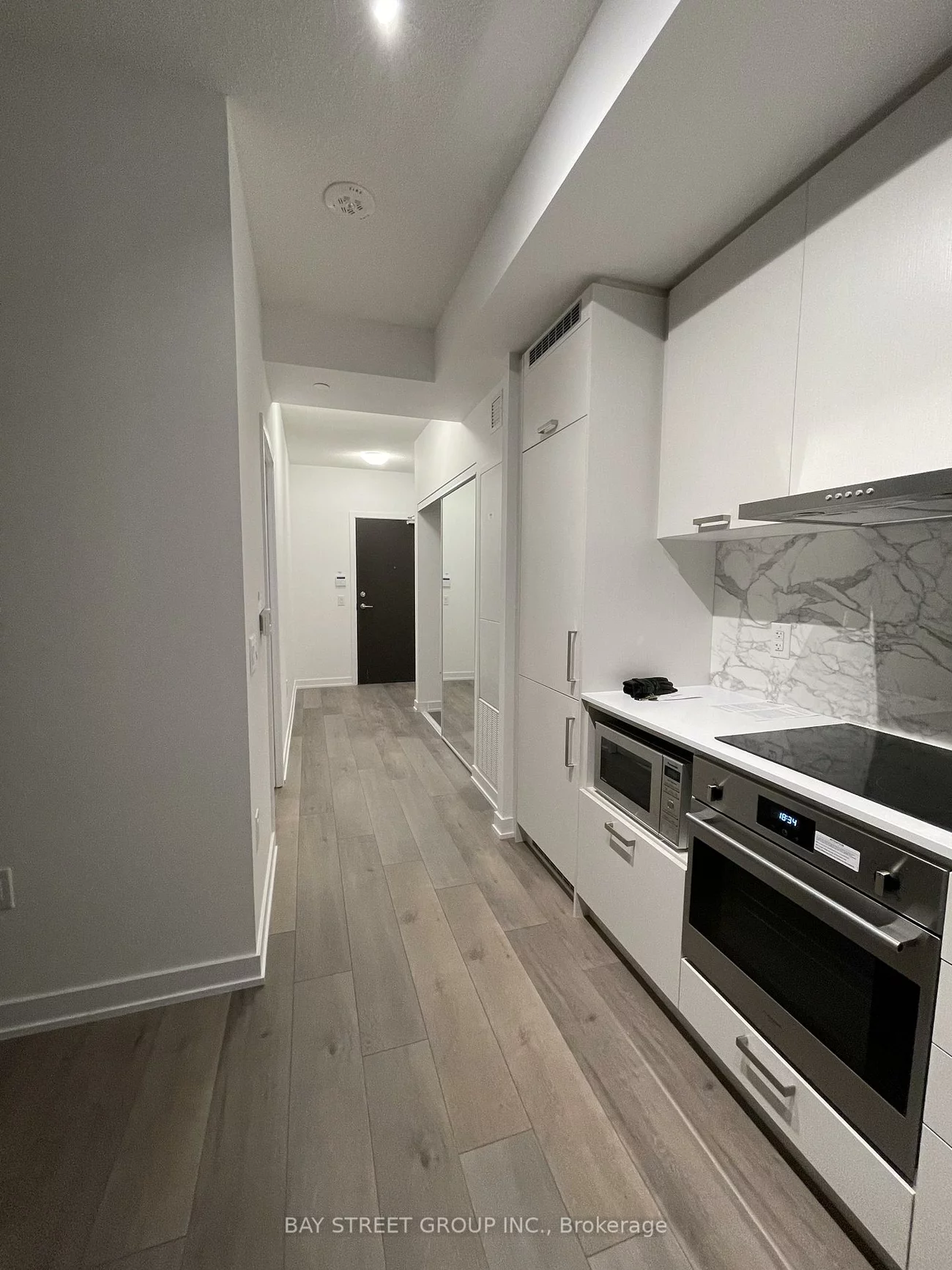 10, Honeycrisp, Vaughan Corporate Centre, Vaughan