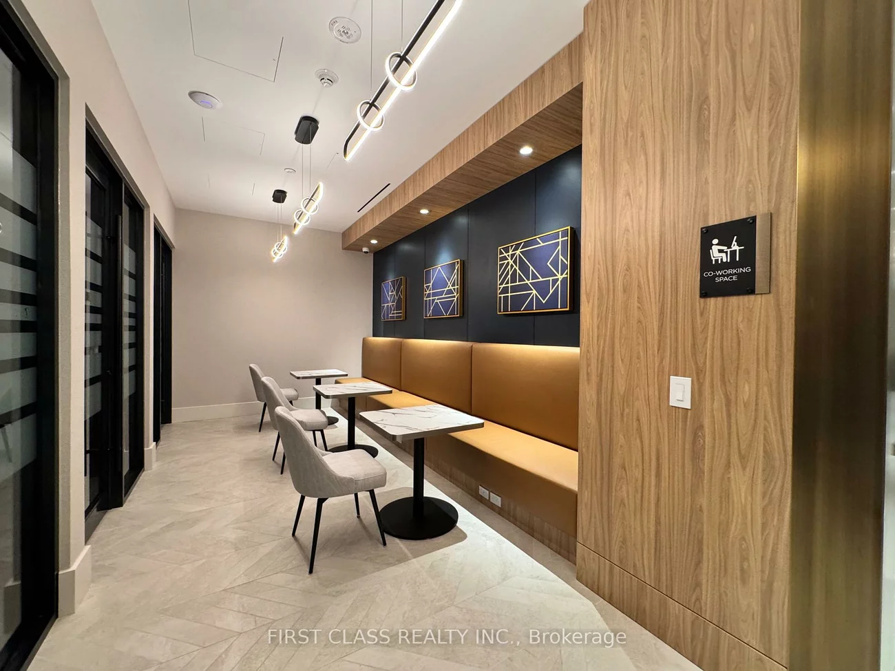 5, MEADOWDALE, Vaughan Corporate Centre, Vaughan