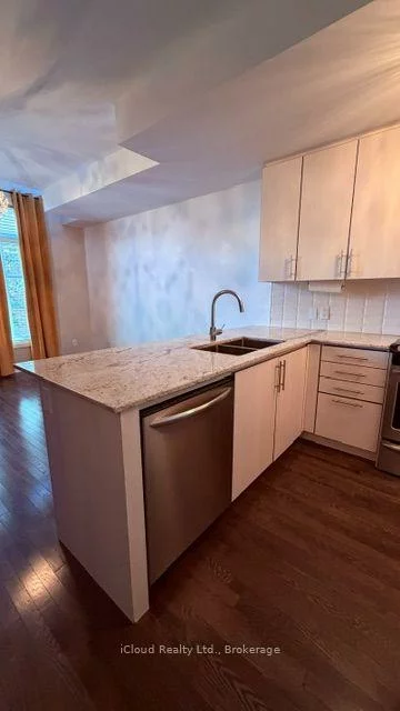 8169, Kipling, West Woodbridge, Vaughan