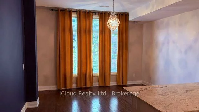 8169, Kipling, West Woodbridge, Vaughan