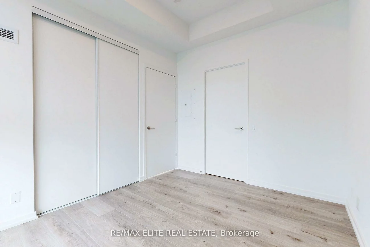 7890, Jane, Vaughan Corporate Centre, Vaughan