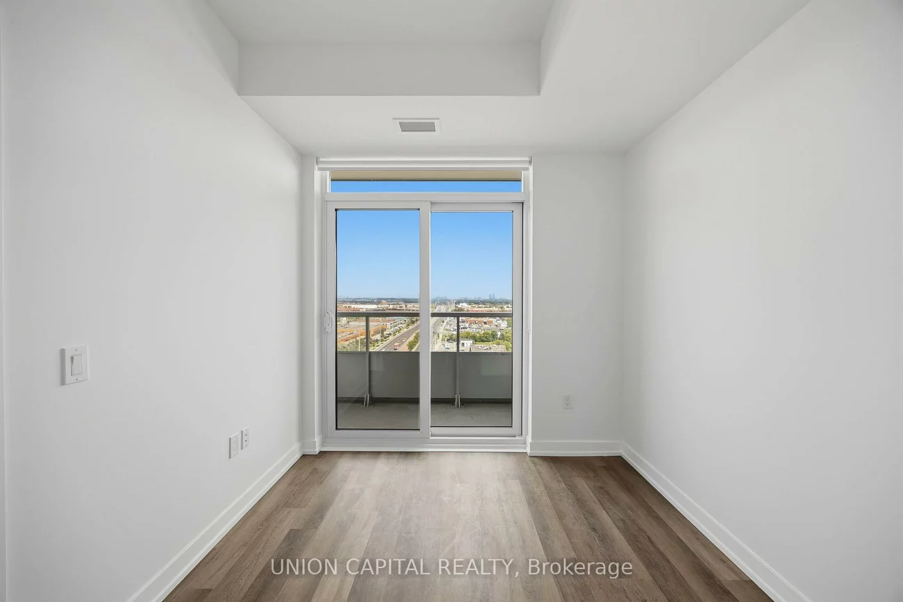5, Meadowdale, Vaughan Corporate Centre, Vaughan