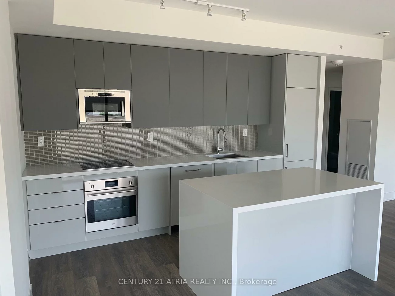 2908, Highway 7, Concord, Vaughan
