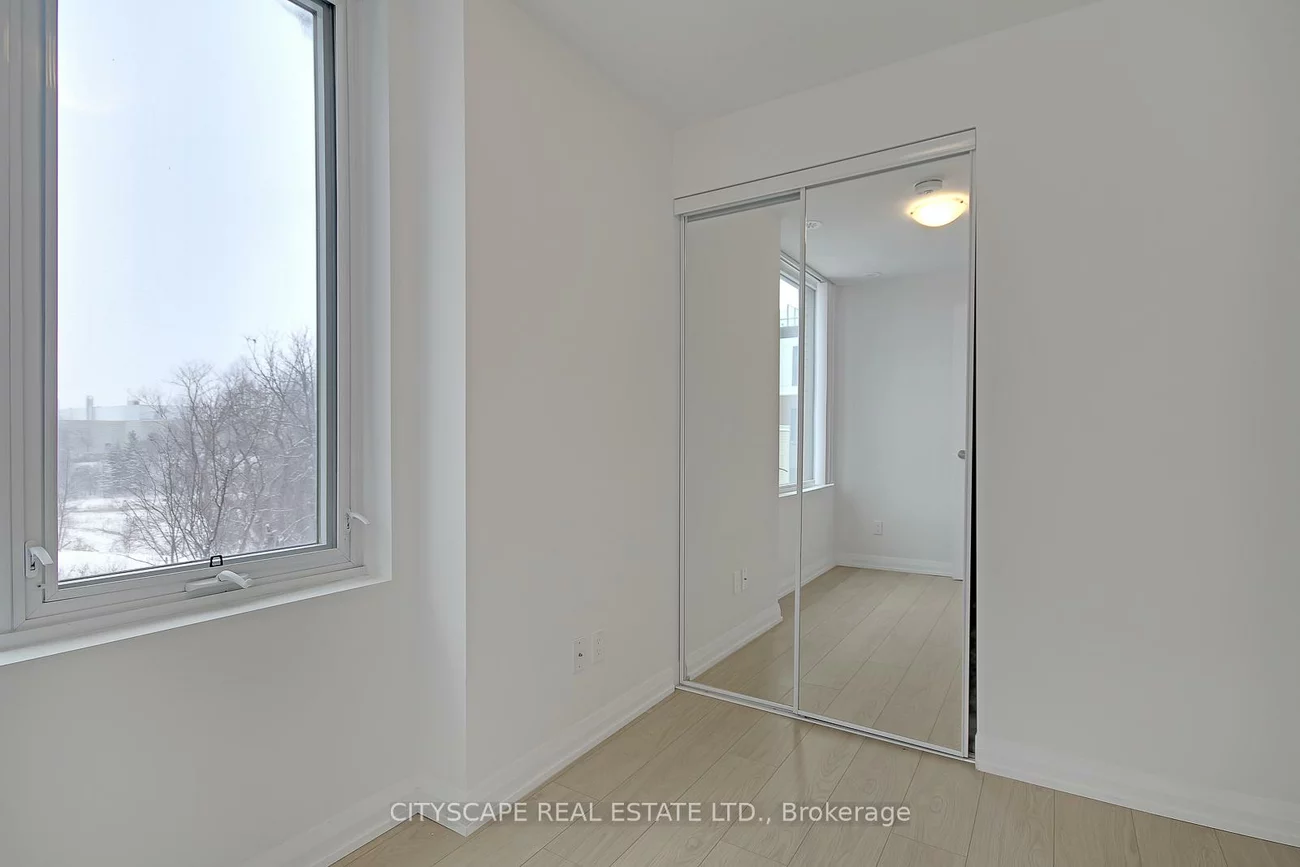 1020, Portage, Concord, Vaughan