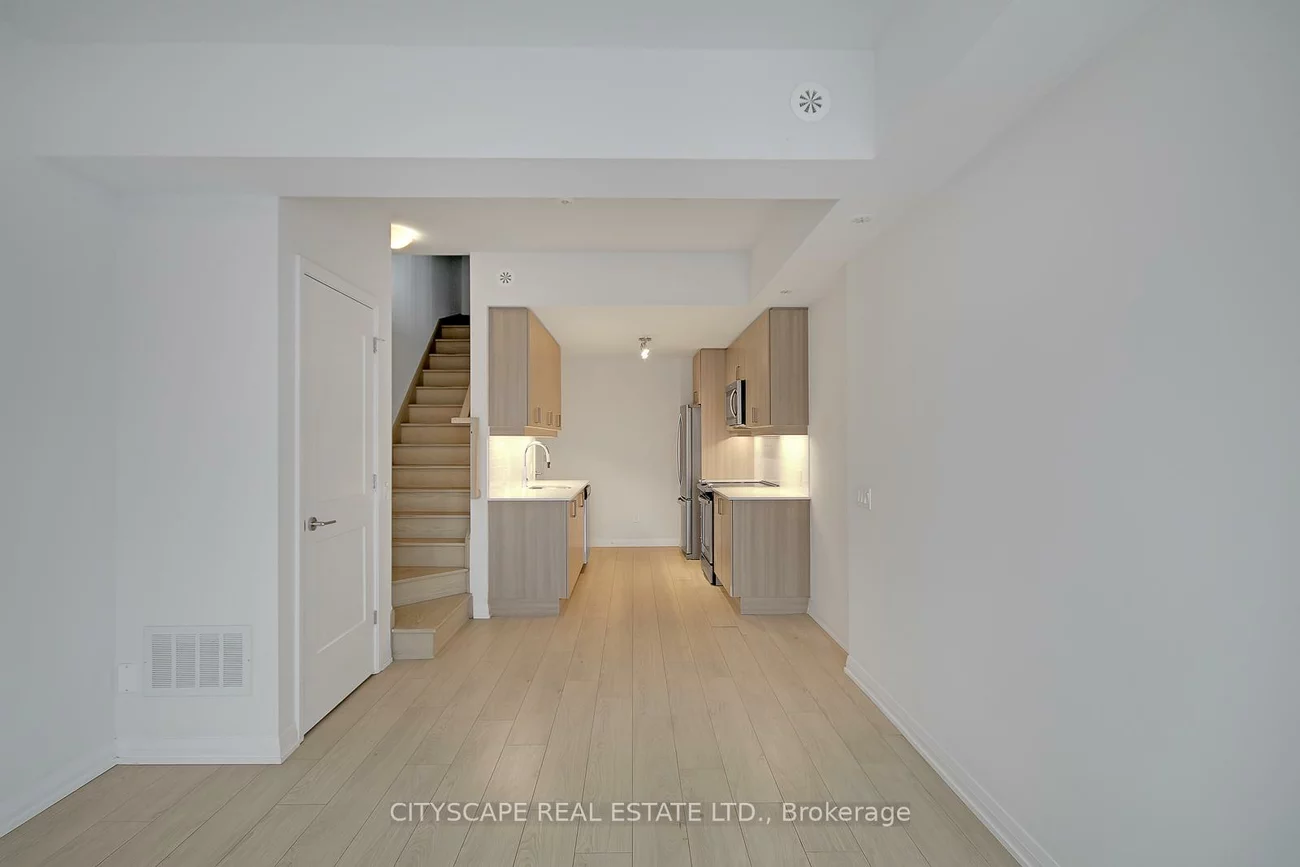 1020, Portage, Concord, Vaughan