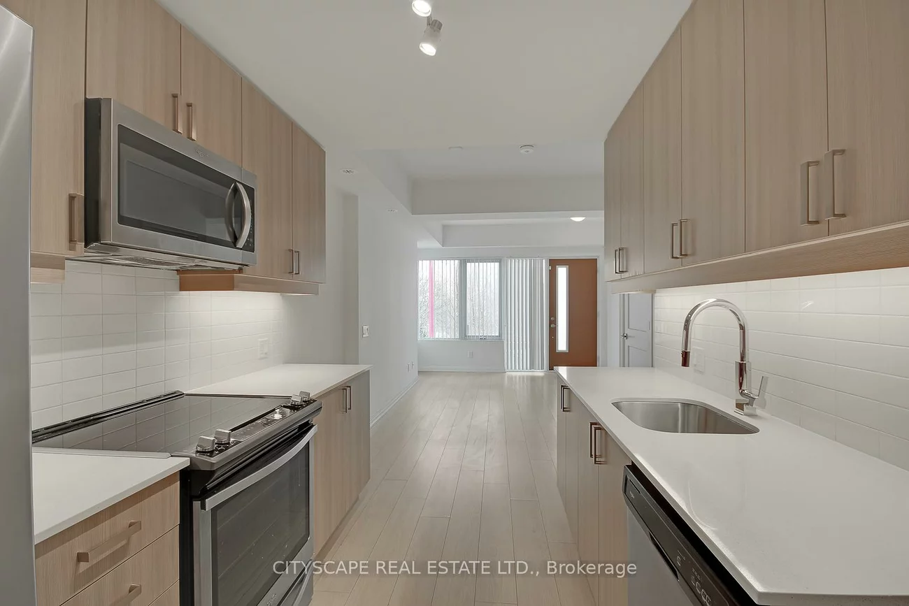 1020, Portage, Concord, Vaughan
