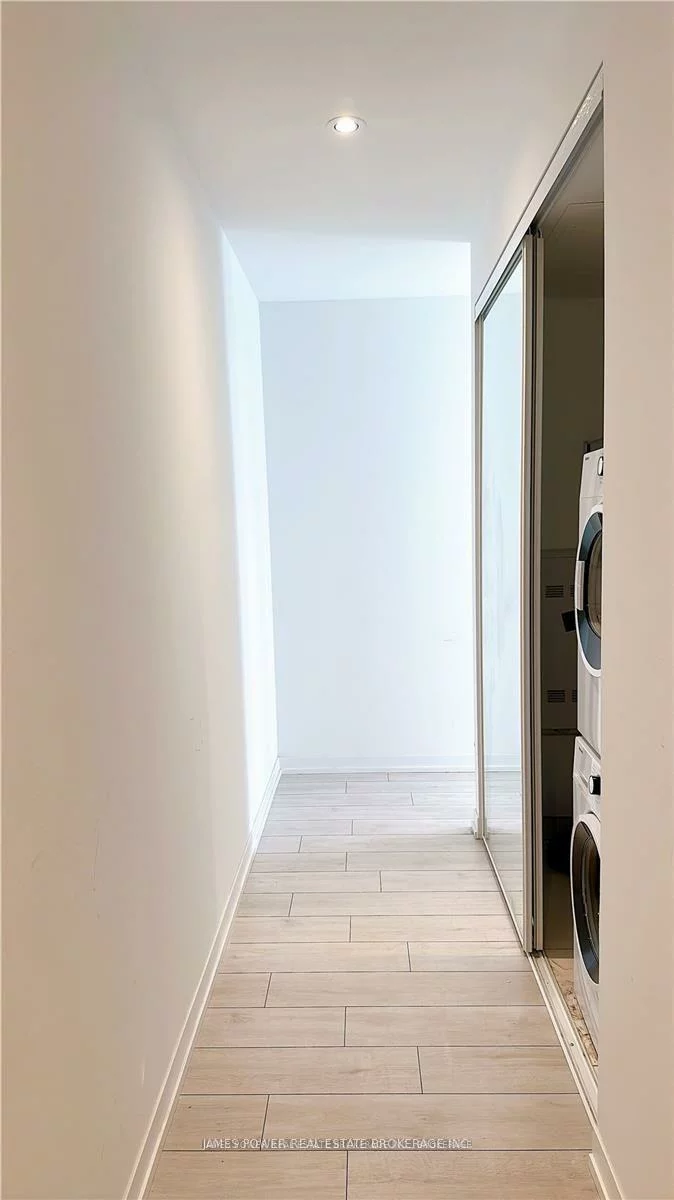 950, Portage, Vaughan Corporate Centre, Vaughan