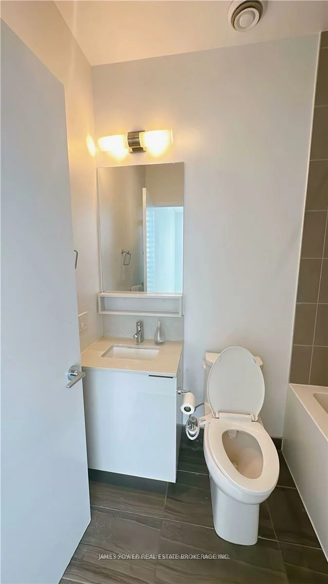 950, Portage, Vaughan Corporate Centre, Vaughan