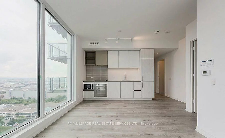 7890, Jane, Vaughan Corporate Centre, Vaughan