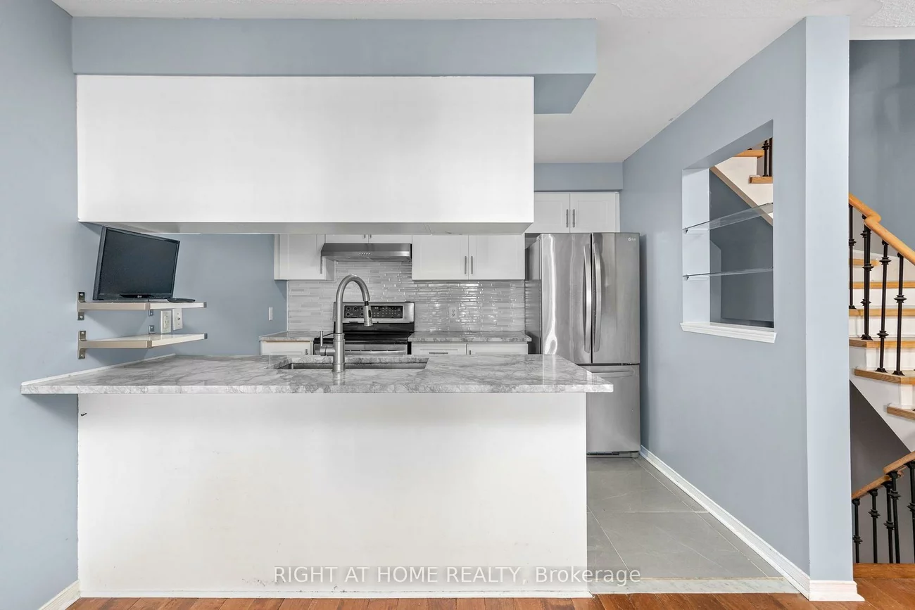 18, Clark, Crestwood-Springfarm-Yorkhill, Vaughan