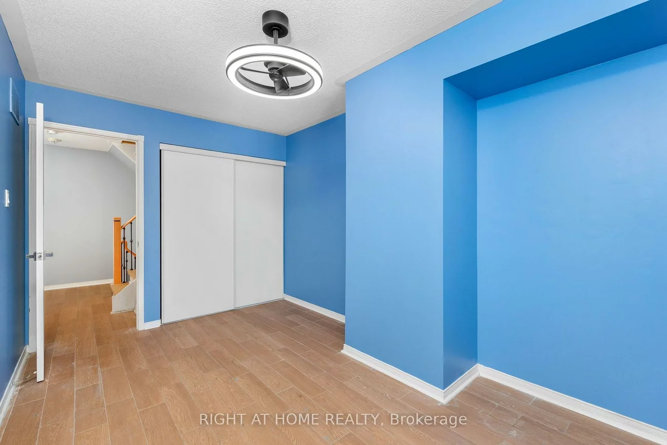 18, Clark, Crestwood-Springfarm-Yorkhill, Vaughan