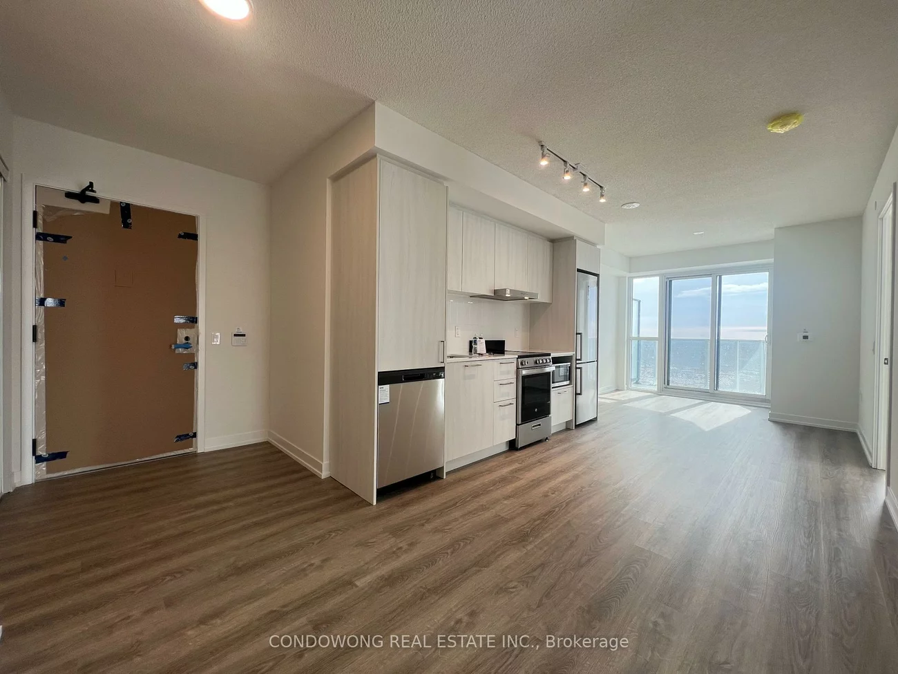 195, Commerce, Concord, Vaughan