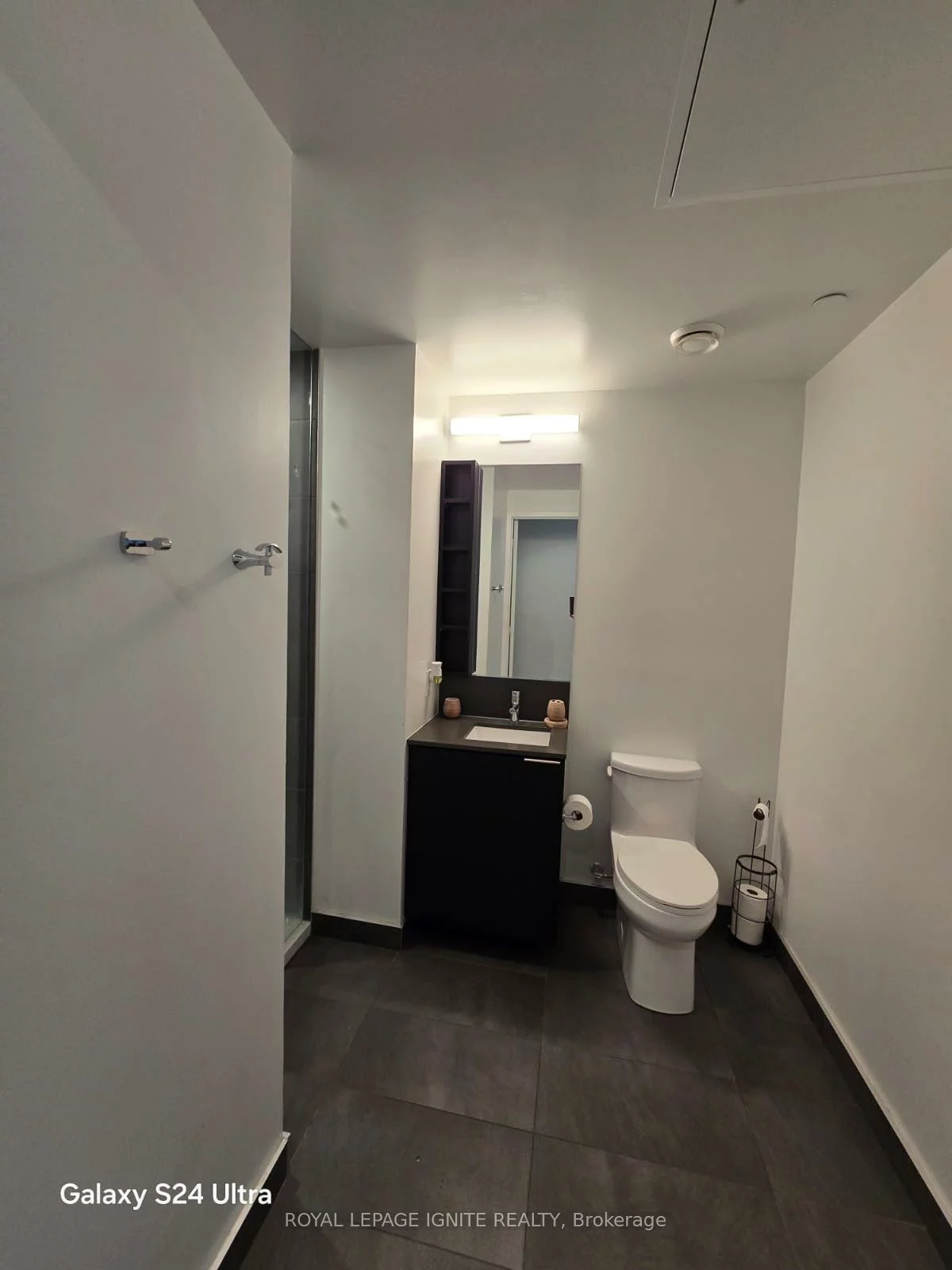 1000, Portage, Vaughan Corporate Centre, Vaughan