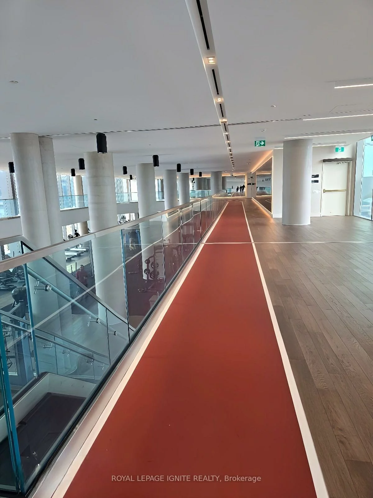 1000, Portage, Vaughan Corporate Centre, Vaughan