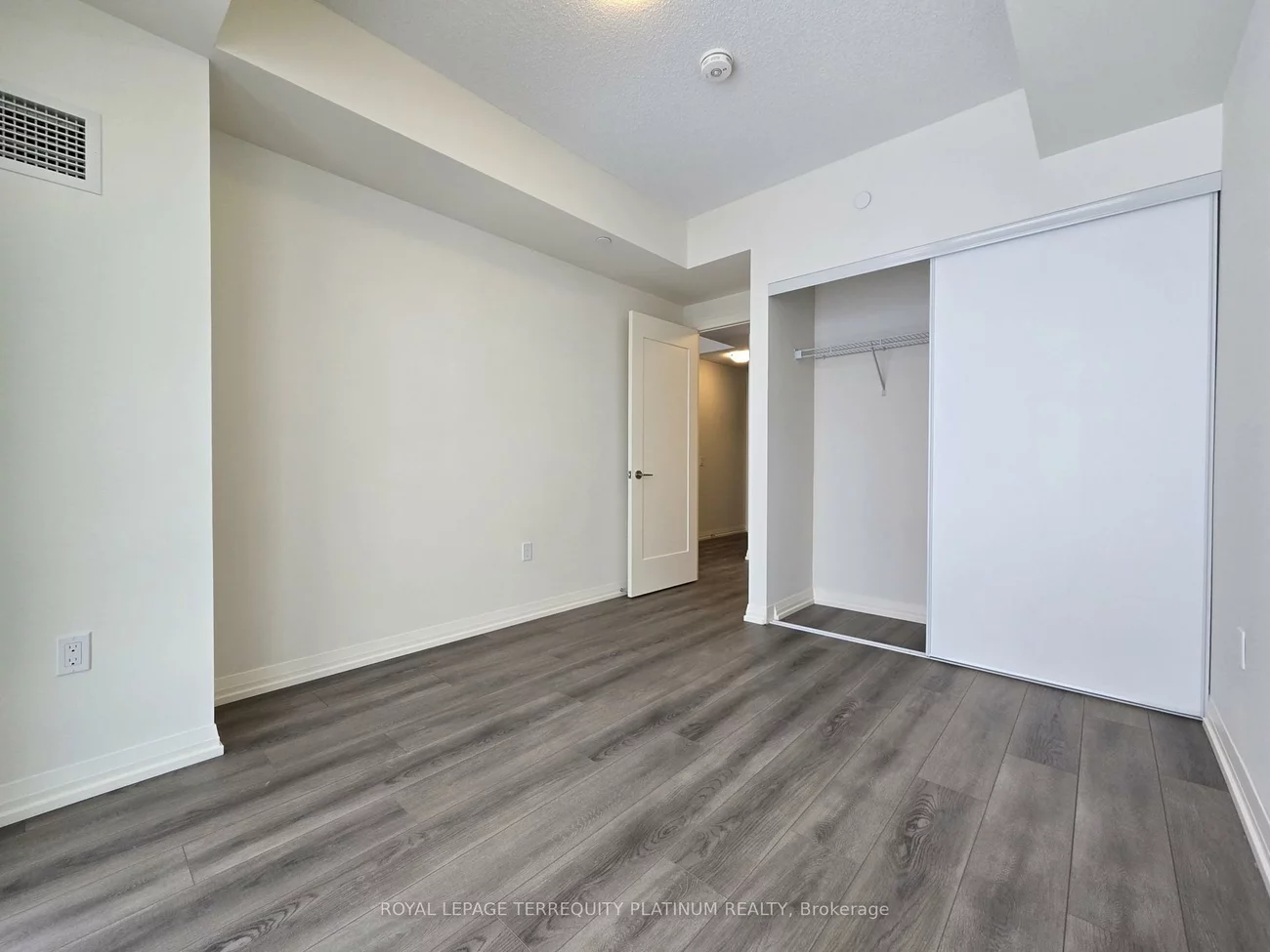 27, Korda, Vellore Village, Vaughan