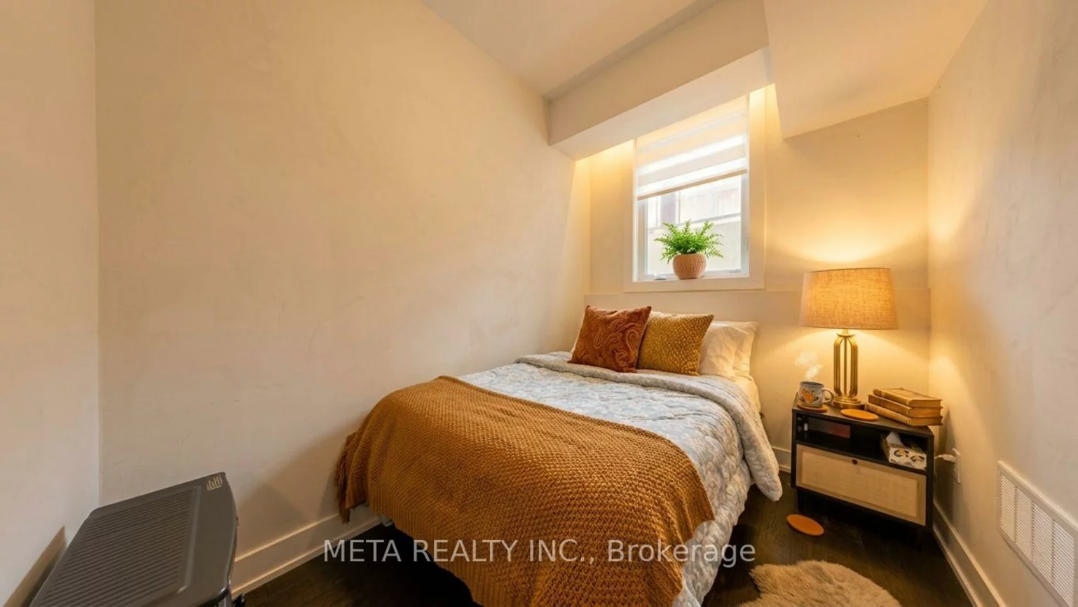 9560, Islington, Sonoma Heights, Vaughan