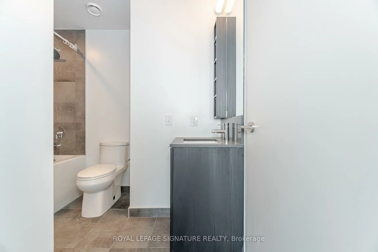 7890, Jane, Vaughan Corporate Centre, Vaughan