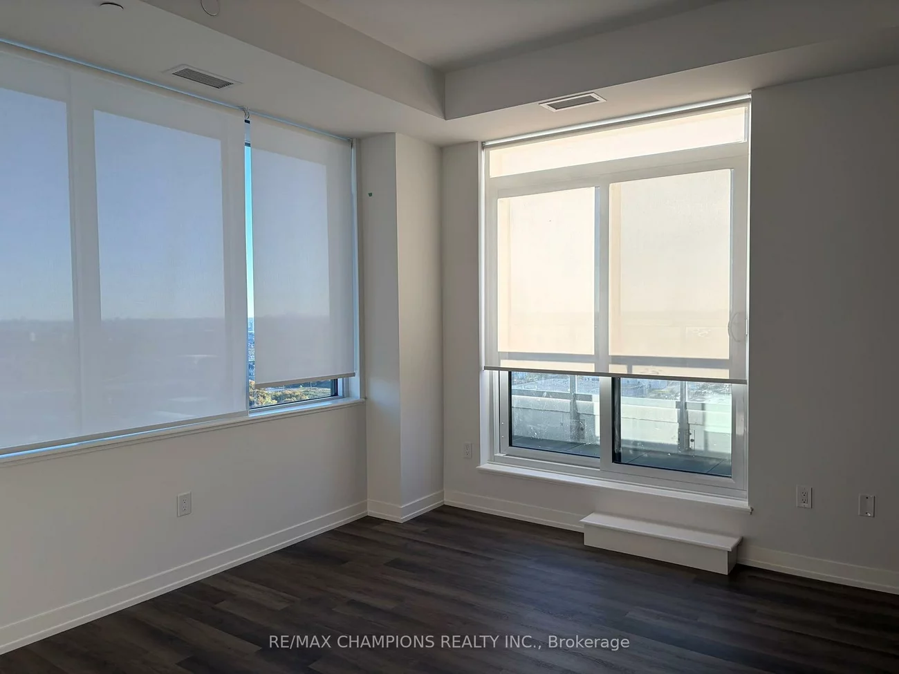 21, Meadowdale, Vaughan Corporate Centre, Vaughan