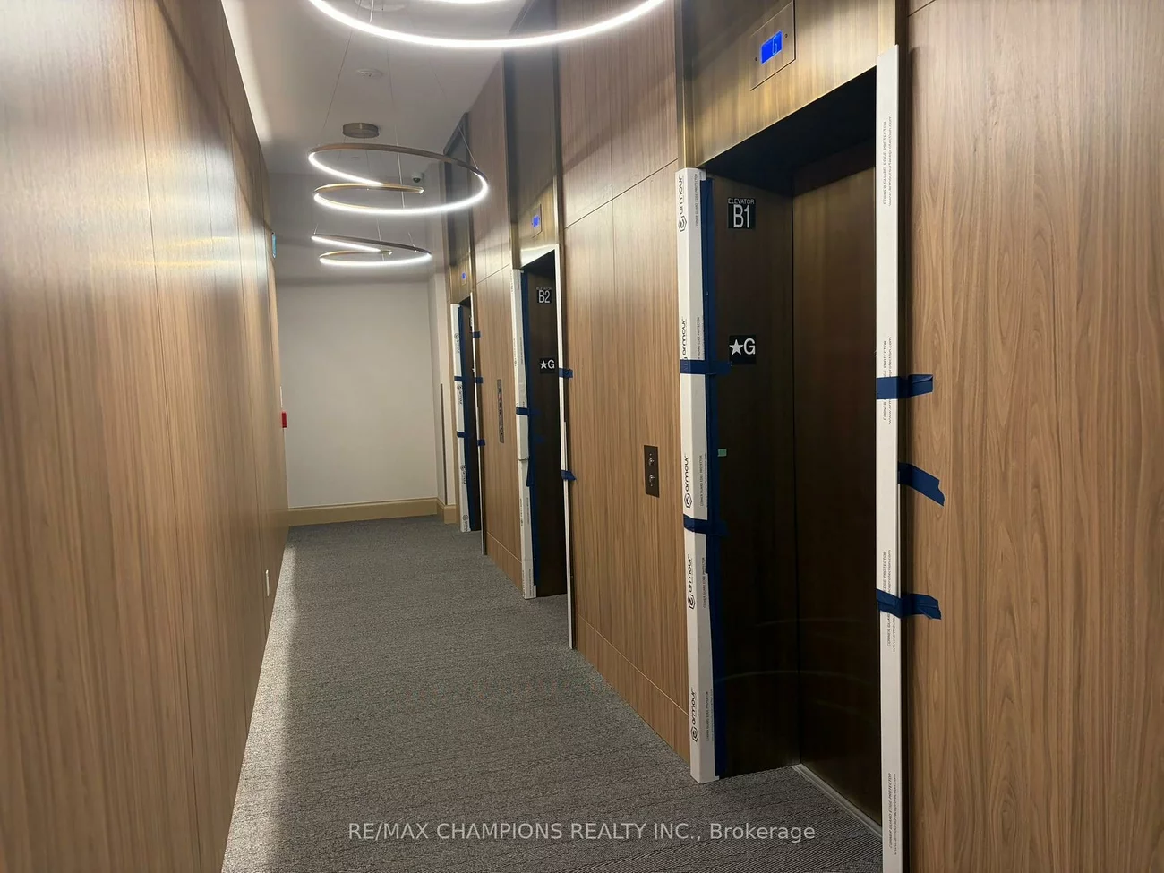 21, Meadowdale, Vaughan Corporate Centre, Vaughan