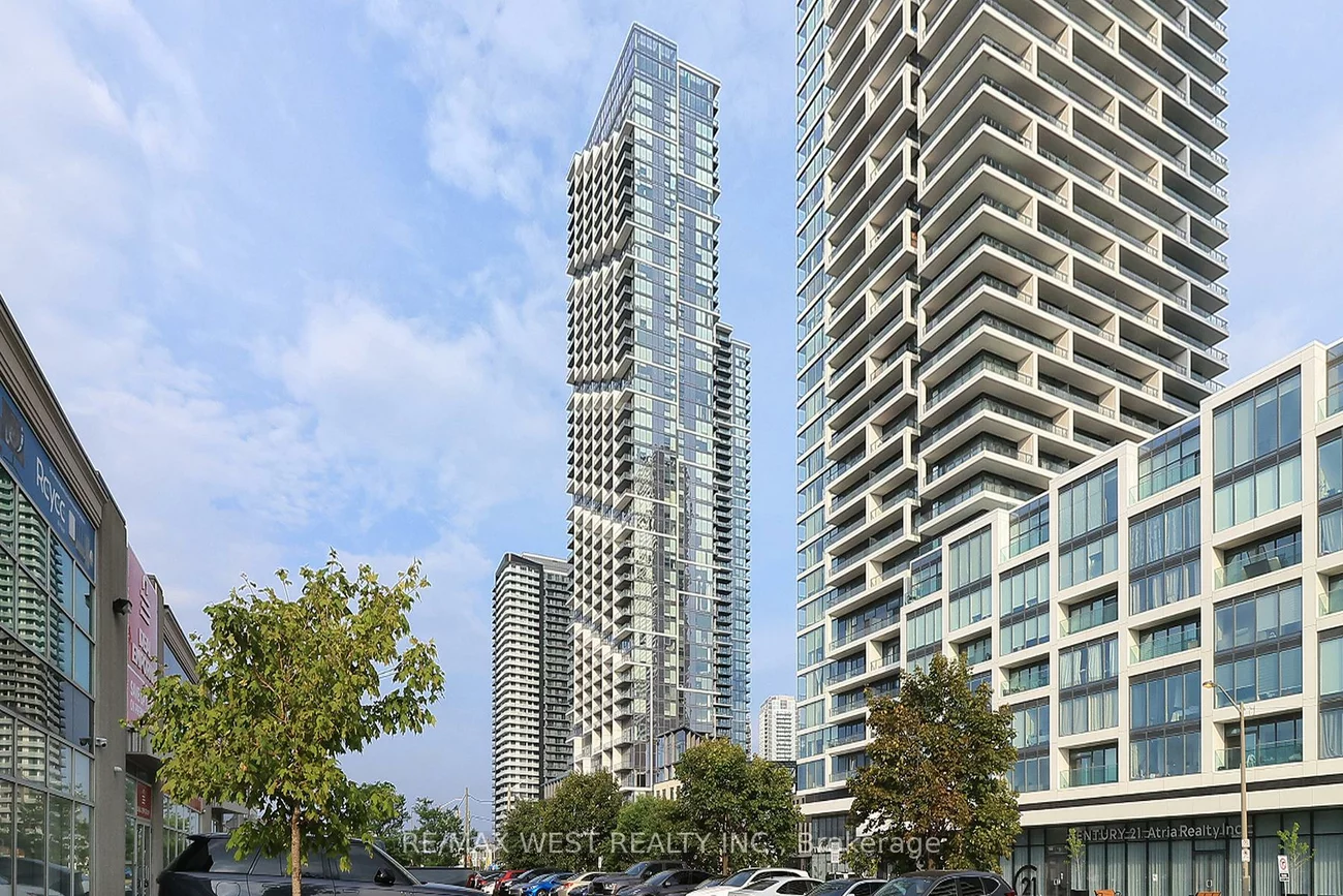 1000, Portage, Vaughan Corporate Centre, Vaughan