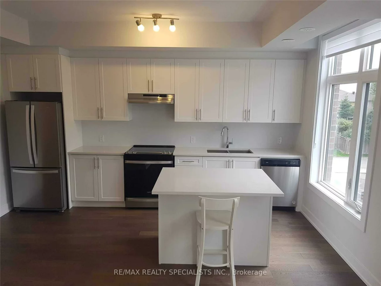 9560, Islington, Sonoma Heights, Vaughan