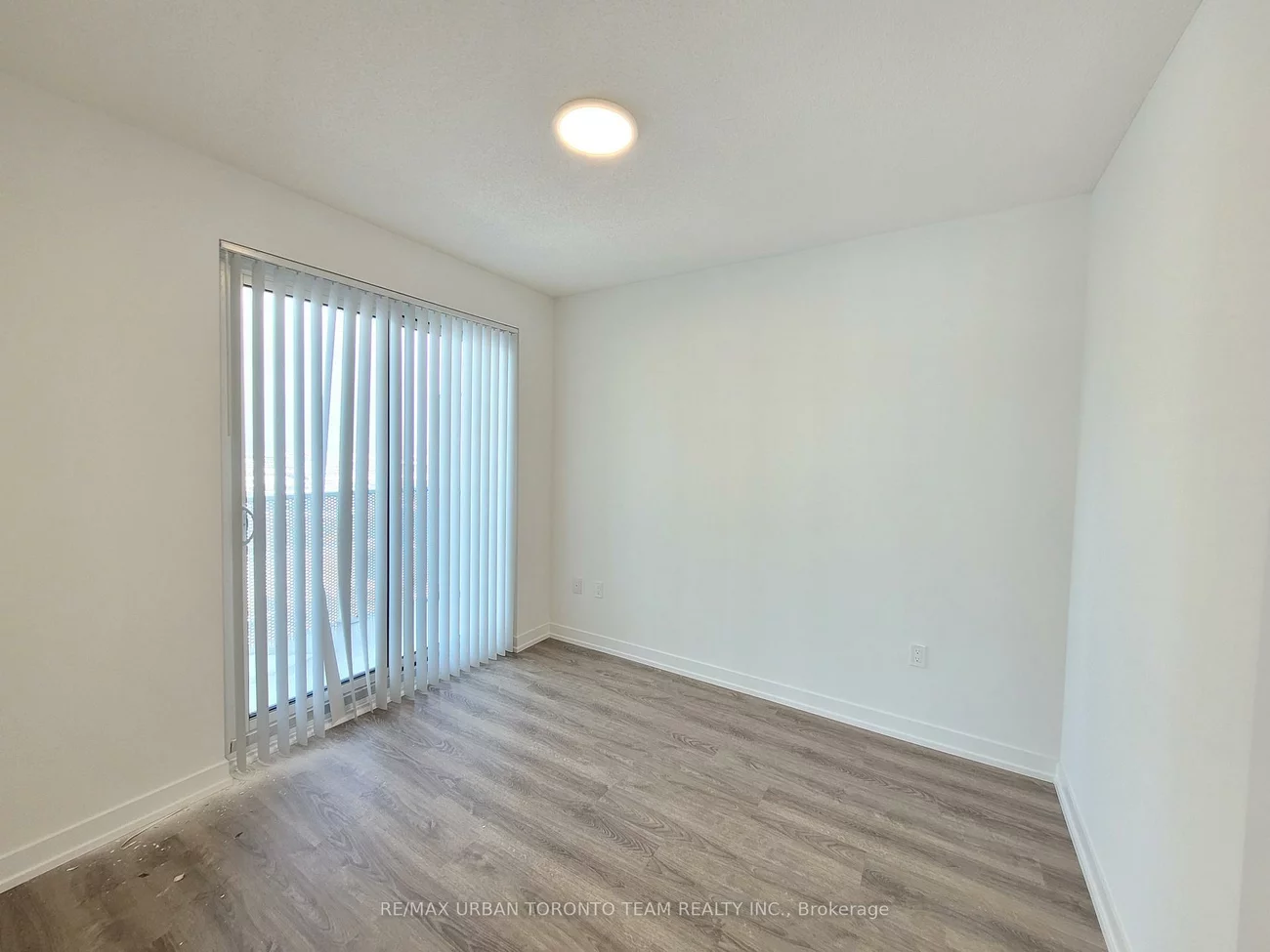 195, Commerce, Vaughan Corporate Centre, Vaughan