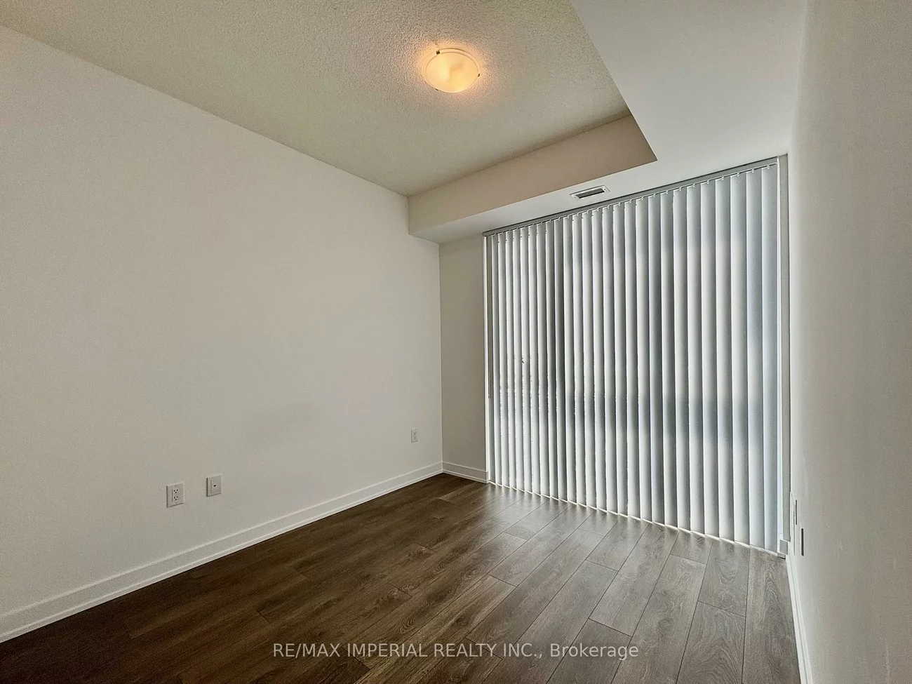 10, HONEYCRISP, Vaughan Corporate Centre, Vaughan